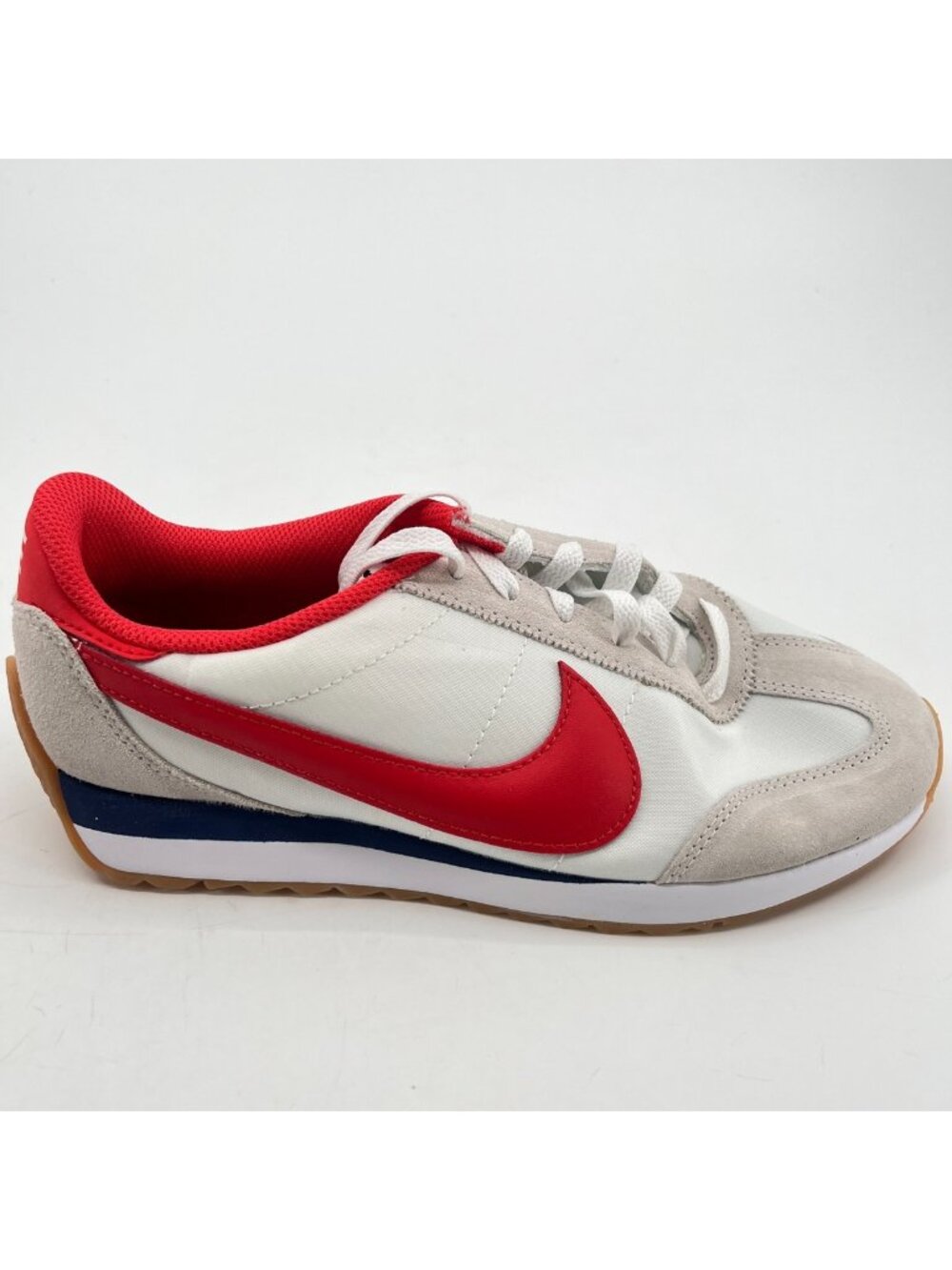 Nike Pacific Womens Size 7 White Red Athletic Running Walking Shoes Sneakers